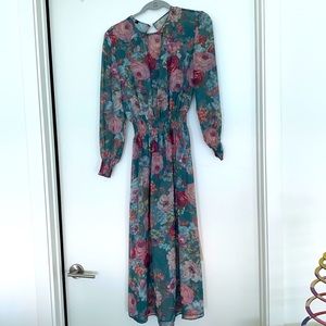 Beautiful flowery dress